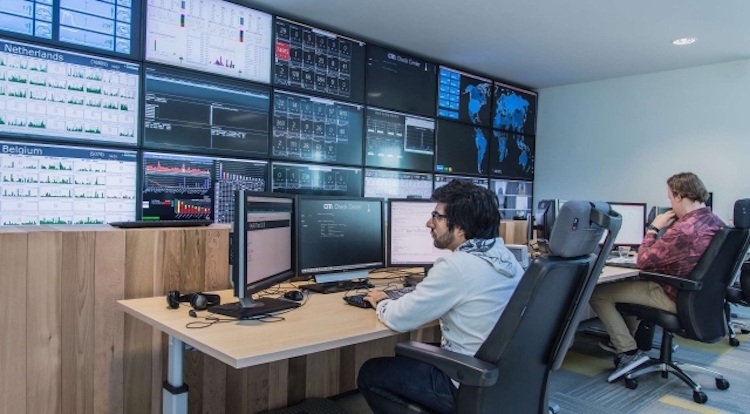 CM support monitoring 24/7 SMS gateway API 24/7 NOC support