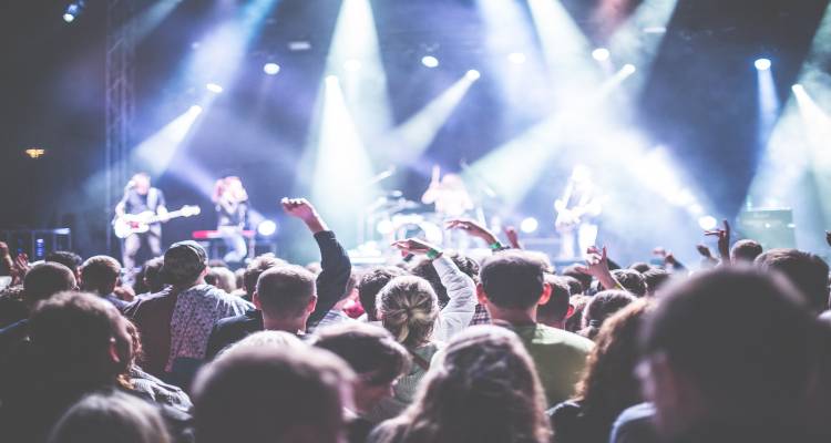 Online bezoekersregistratie voor evenmenten: de grootste voordelen Online bezoekersregistratie tickets mobiel scannen events